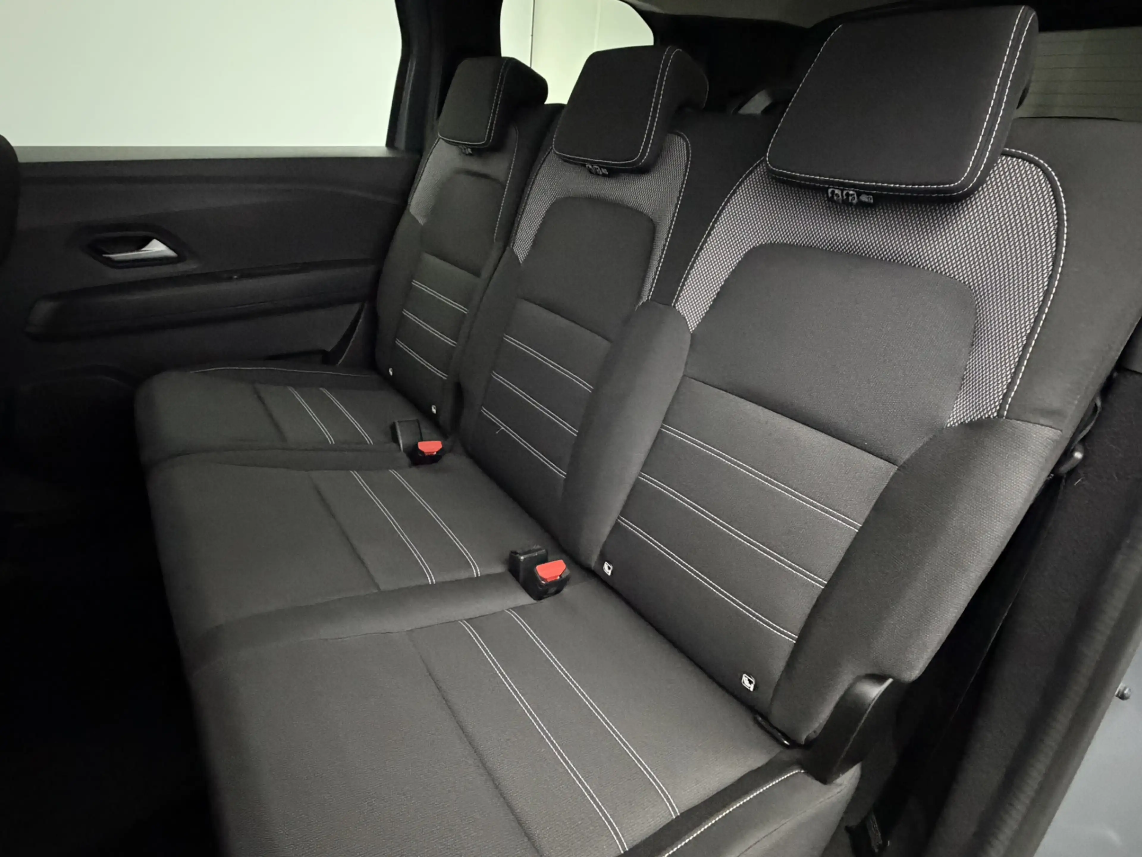 Dacia Jogger 1.0 TCe 110 Expression 111PK | 7 Persoons | Carpla — photo 10