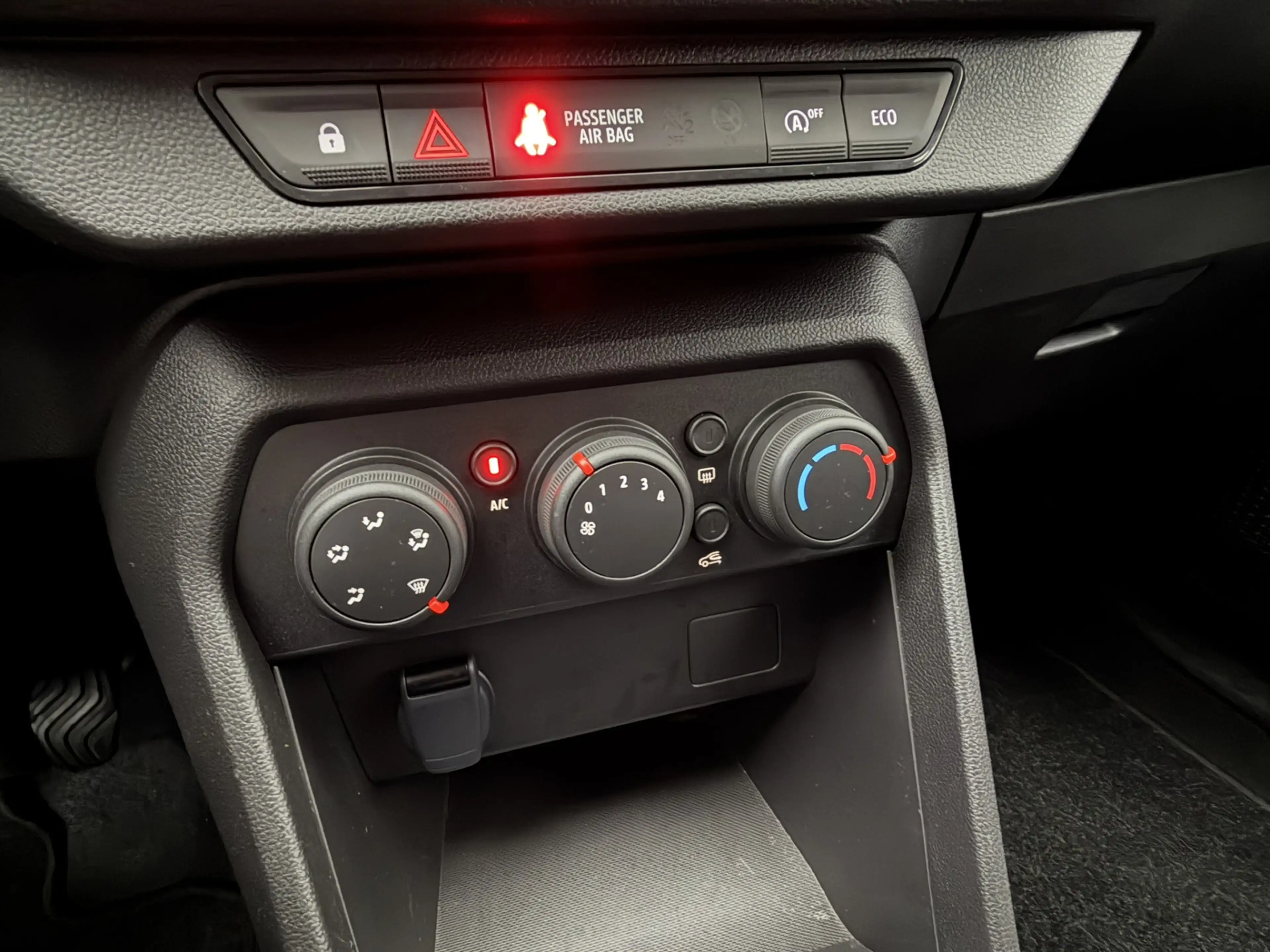 Dacia Jogger 1.0 TCe 110 Expression 111PK | 7 Persoons | Carpla — photo 13