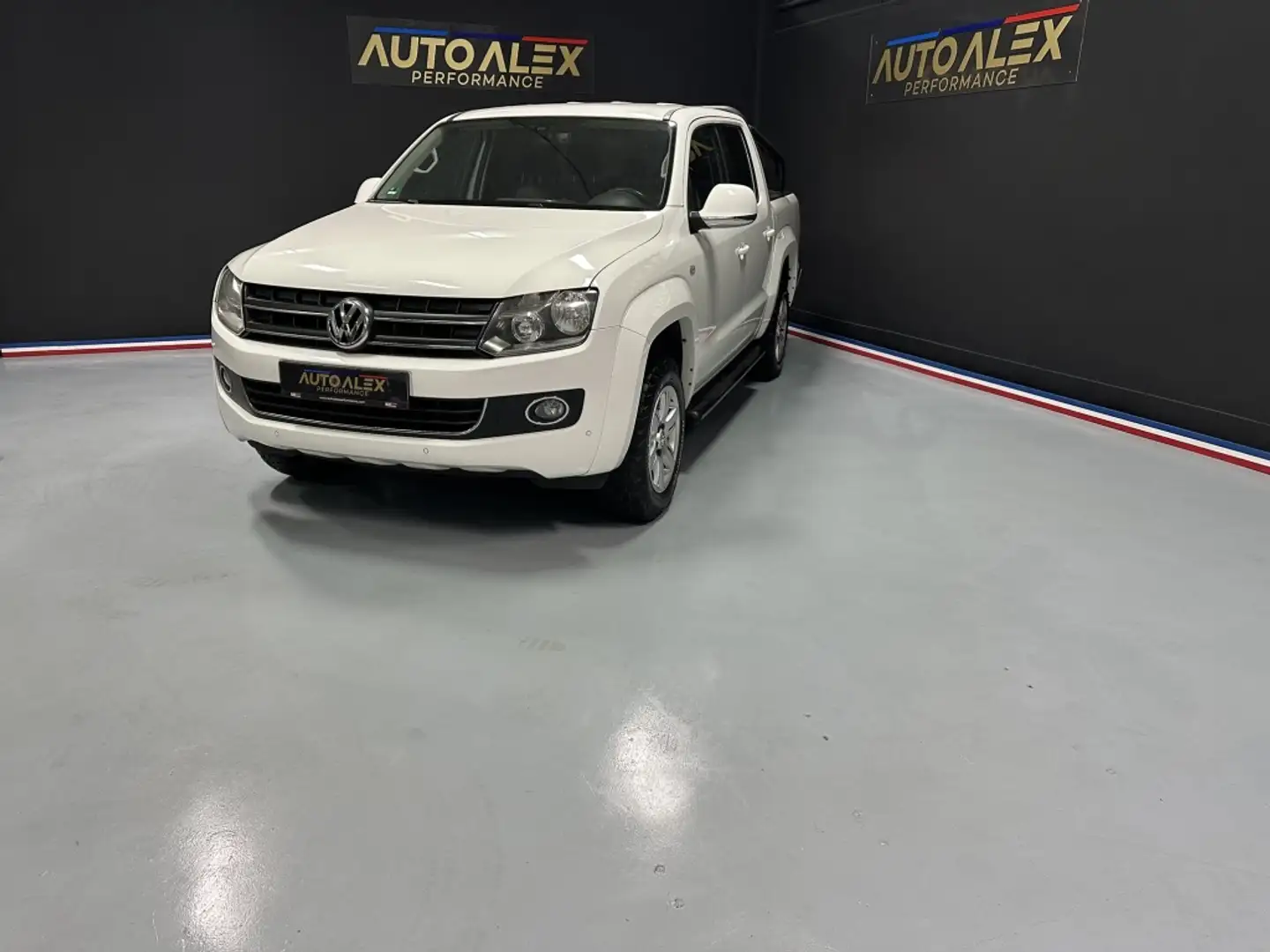 Volkswagen Amarok DCb. 2.0TDI BMT Highline4M P.Aut. 180 Weiß - 1