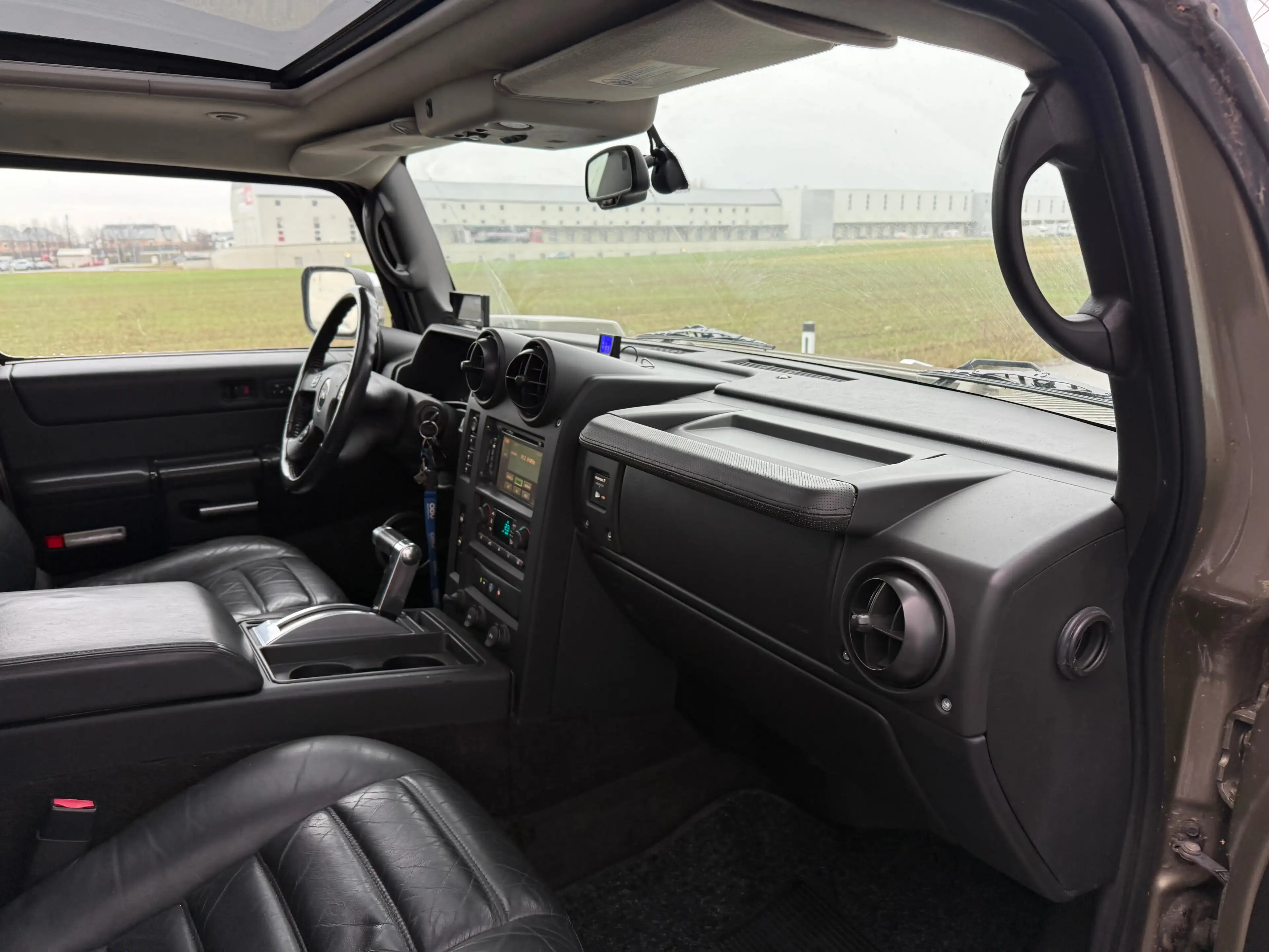 HUMMER H2 H2 SUV Luxury ID:72 — photo 8