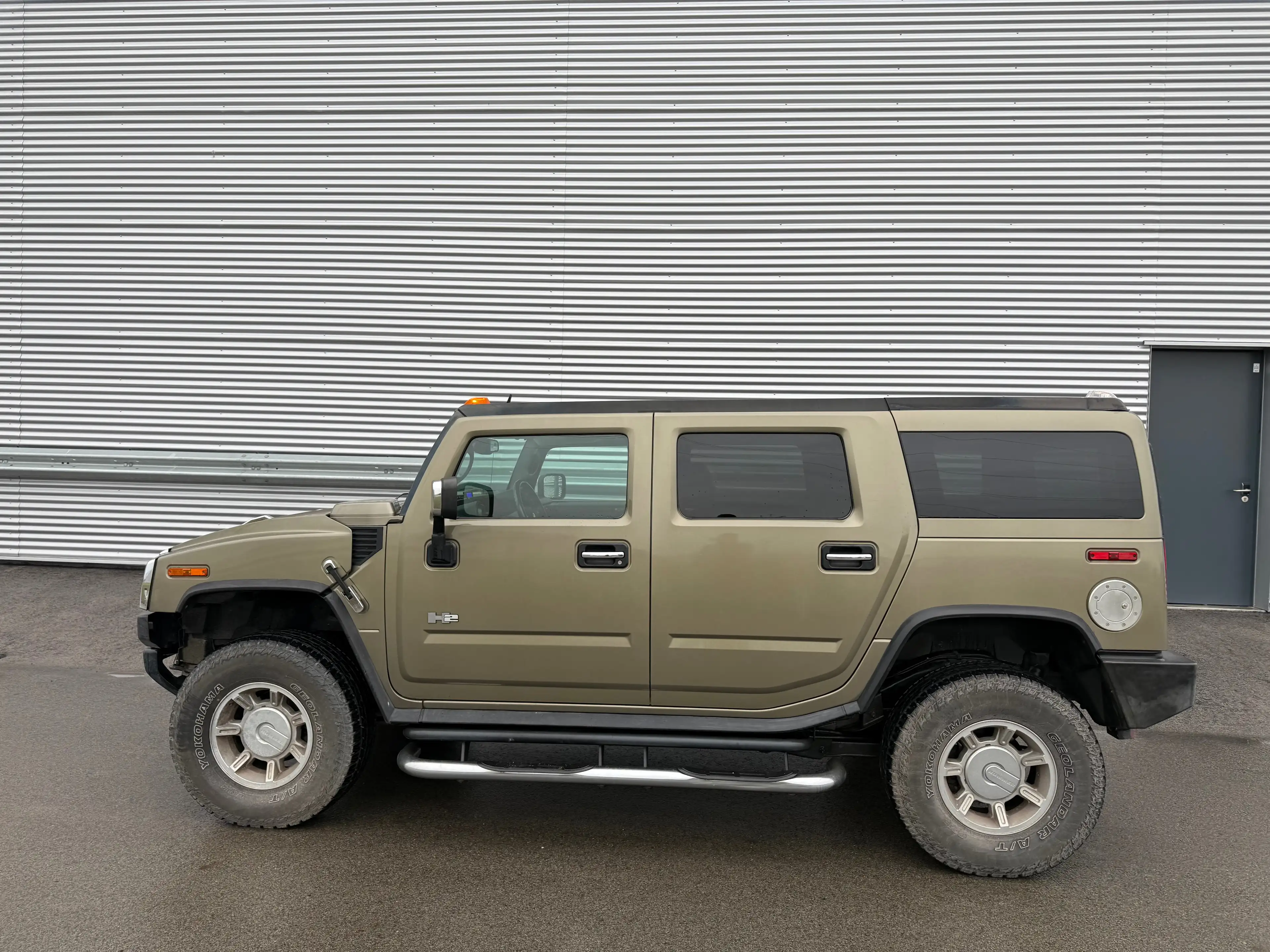 HUMMER H2 H2 SUV Luxury ID:72 — photo 4