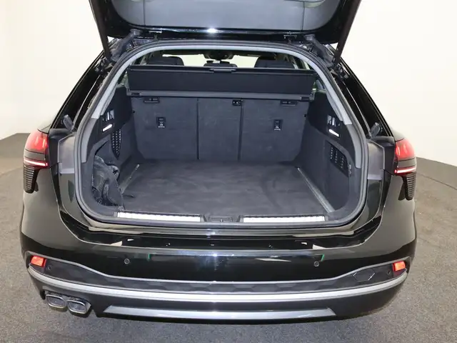 Audi A6 view 8
