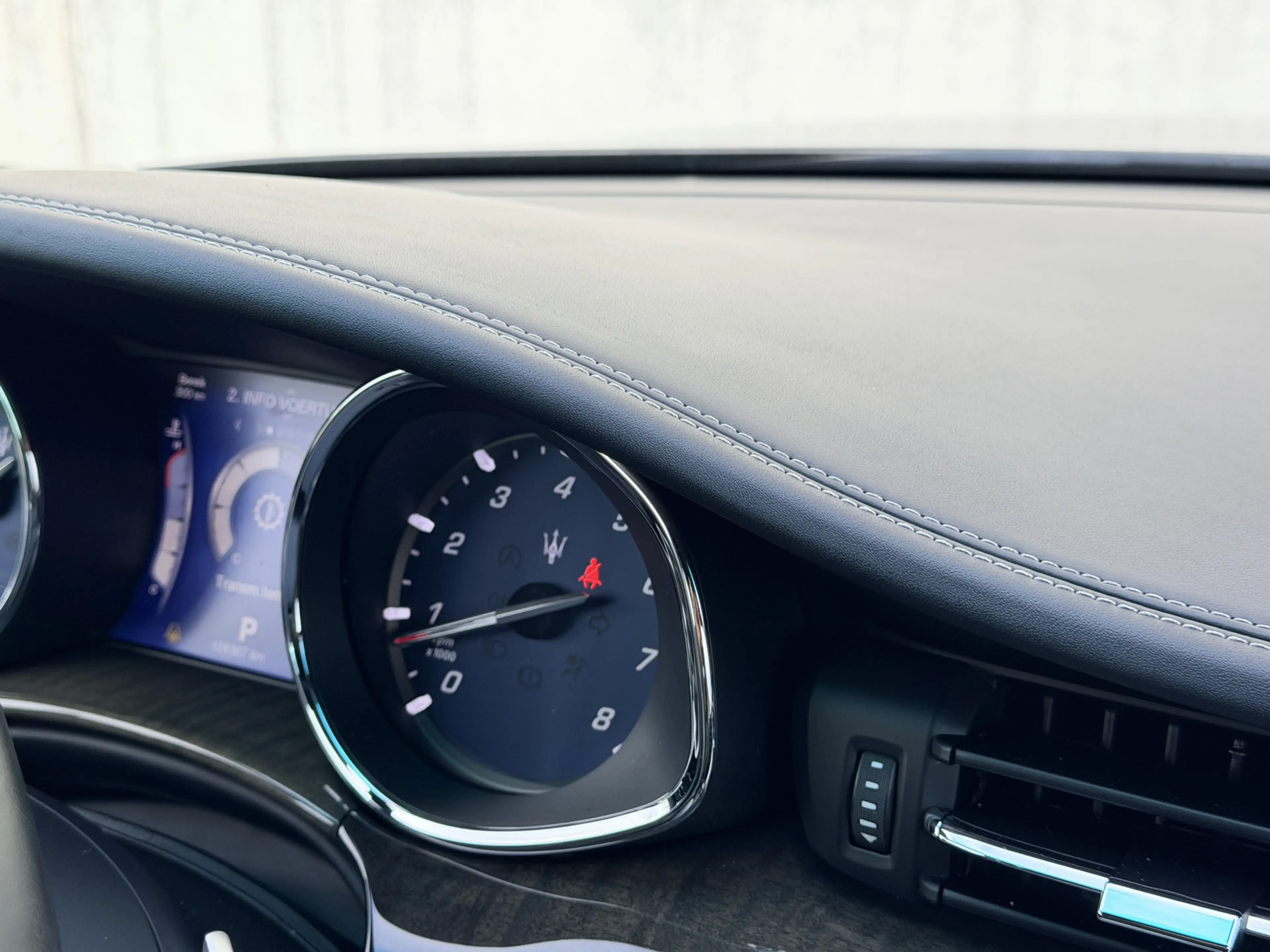 Maserati Quattroporte 3.0 S Q4 / CARPLAY / CLIMA 4-ZONE / EXT. LEATHER / — photo 12