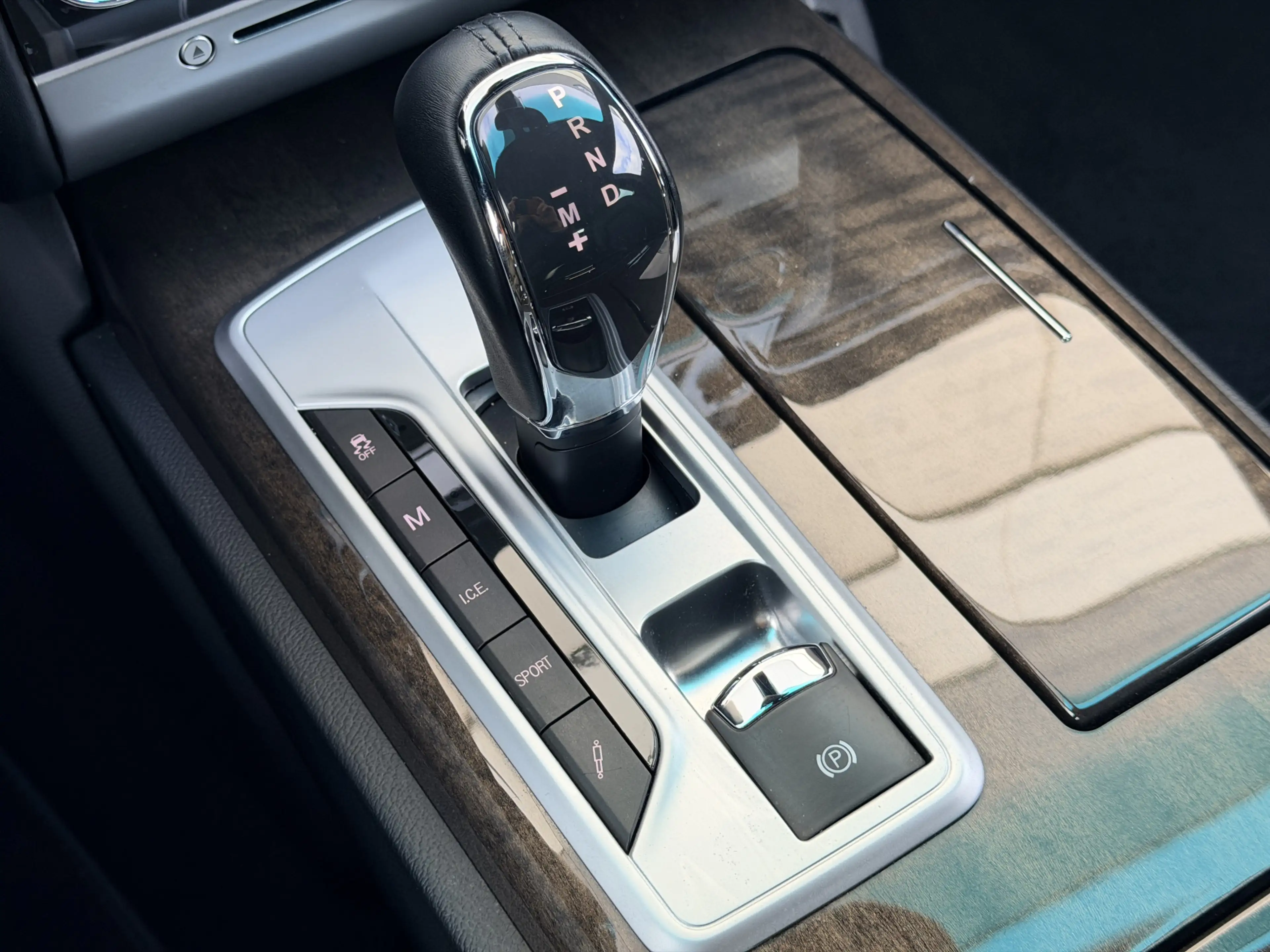 Maserati Quattroporte 3.0 S Q4 / CARPLAY / CLIMA 4-ZONE / EXT. LEATHER / — photo 10