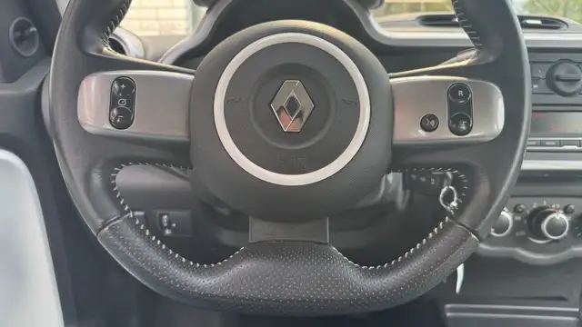 Renault Twingo view 15
