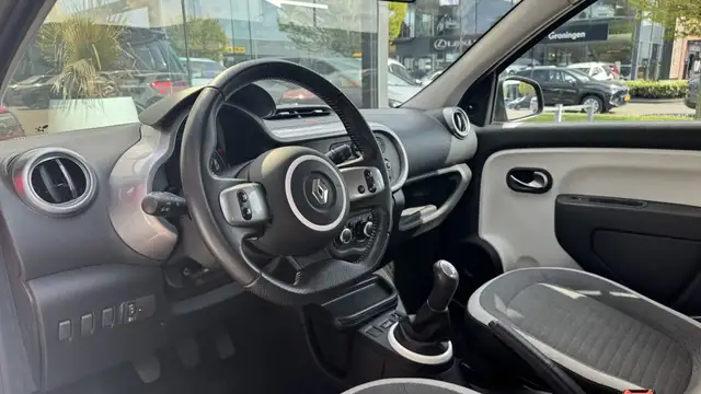 Renault Twingo view 7