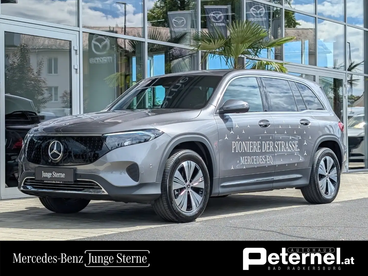 Mercedes-Benz EQB 300 4MATIC Österreich-Edition MBUX KeyGo PTS Grau - 1
