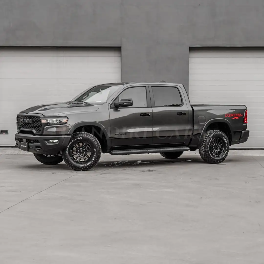 Dodge RAM 2025 Rebel X Granite W/ FLOOR SHIFTER € 62500 Gris - 1