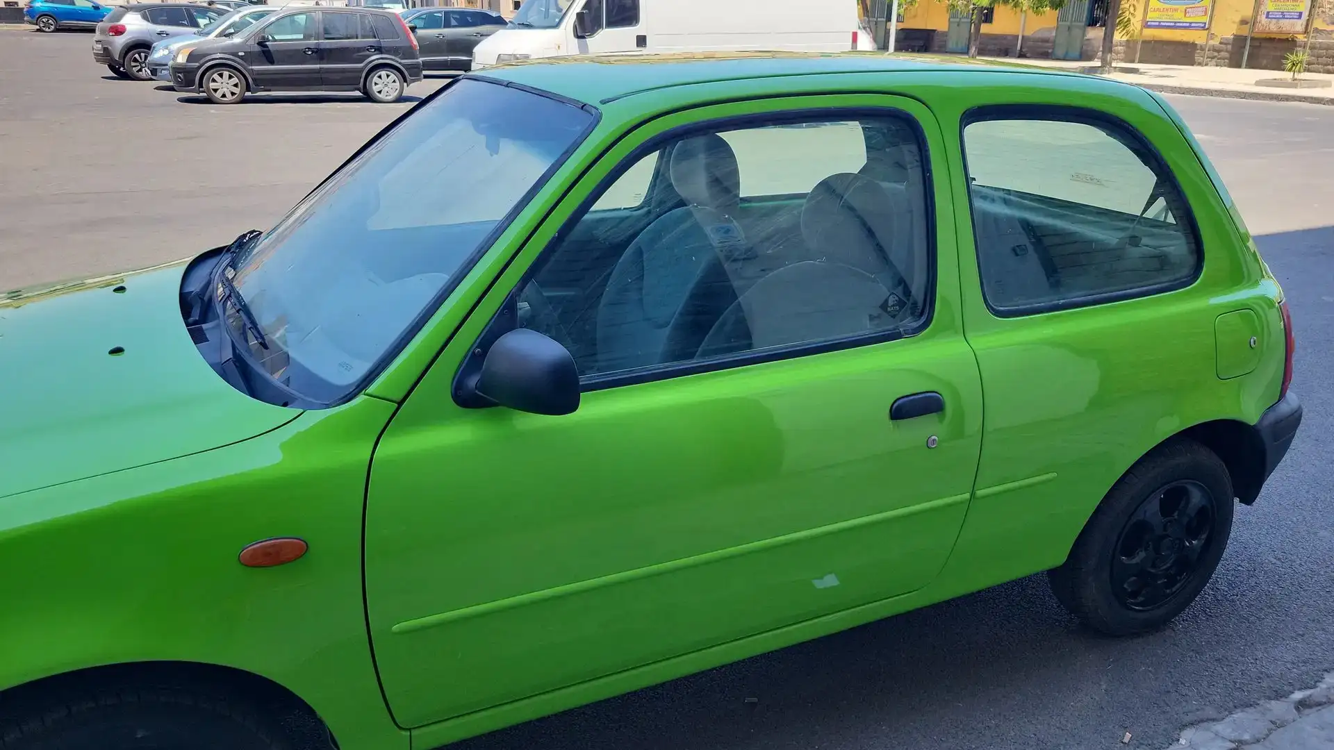 Nissan Micra Micra I / II 1990 3p 1.0 SE Zöld - 2