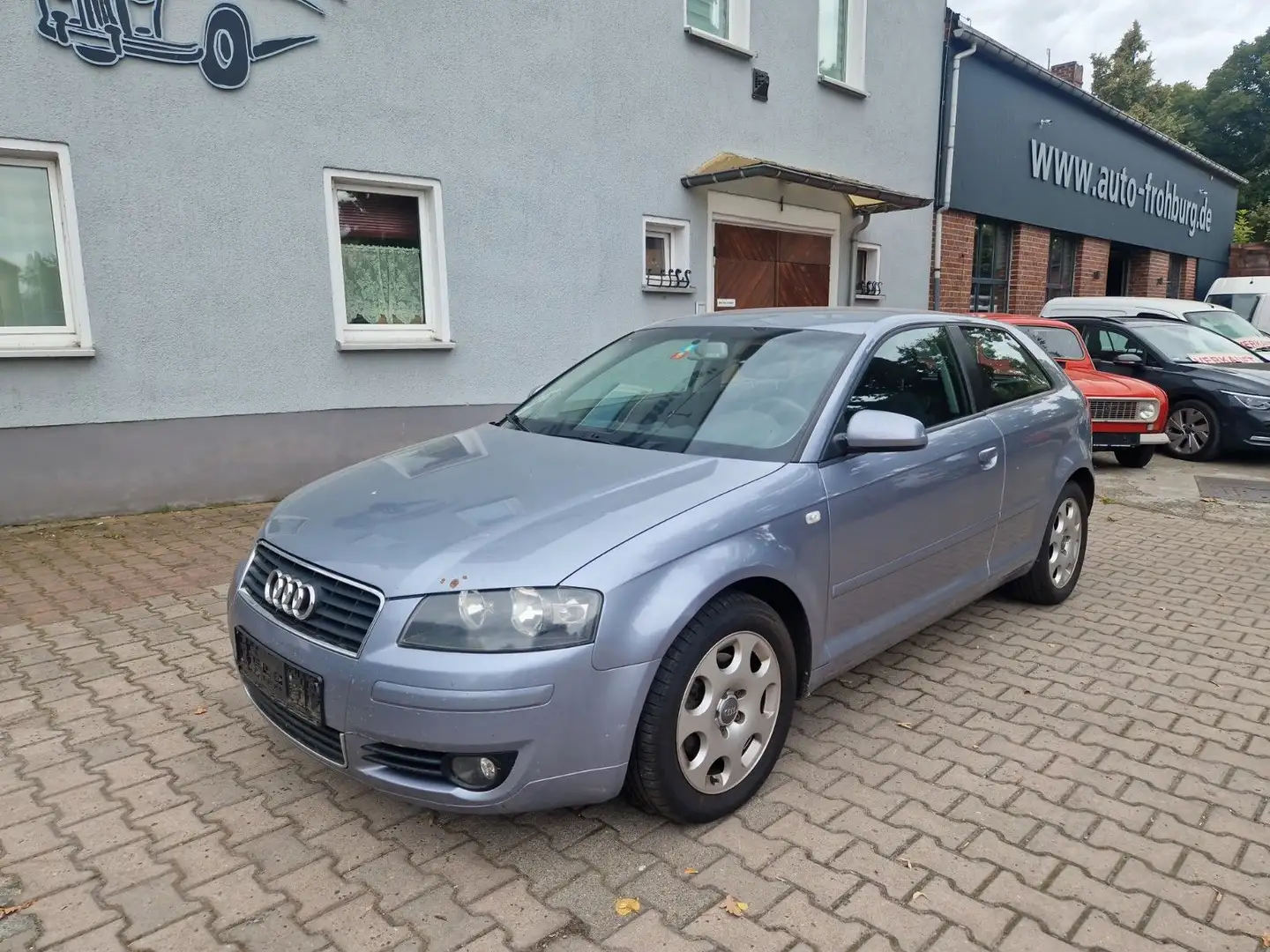 Audi A3 1.9 TDI Attraction,Klimaaut.Sitzhzg,TÜV 09/26 Argent - 1