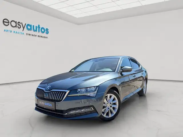 Skoda Superb 1,6 TDI Style DSG RÜCKFAHRKAMERA LEDERPAKET SITZH