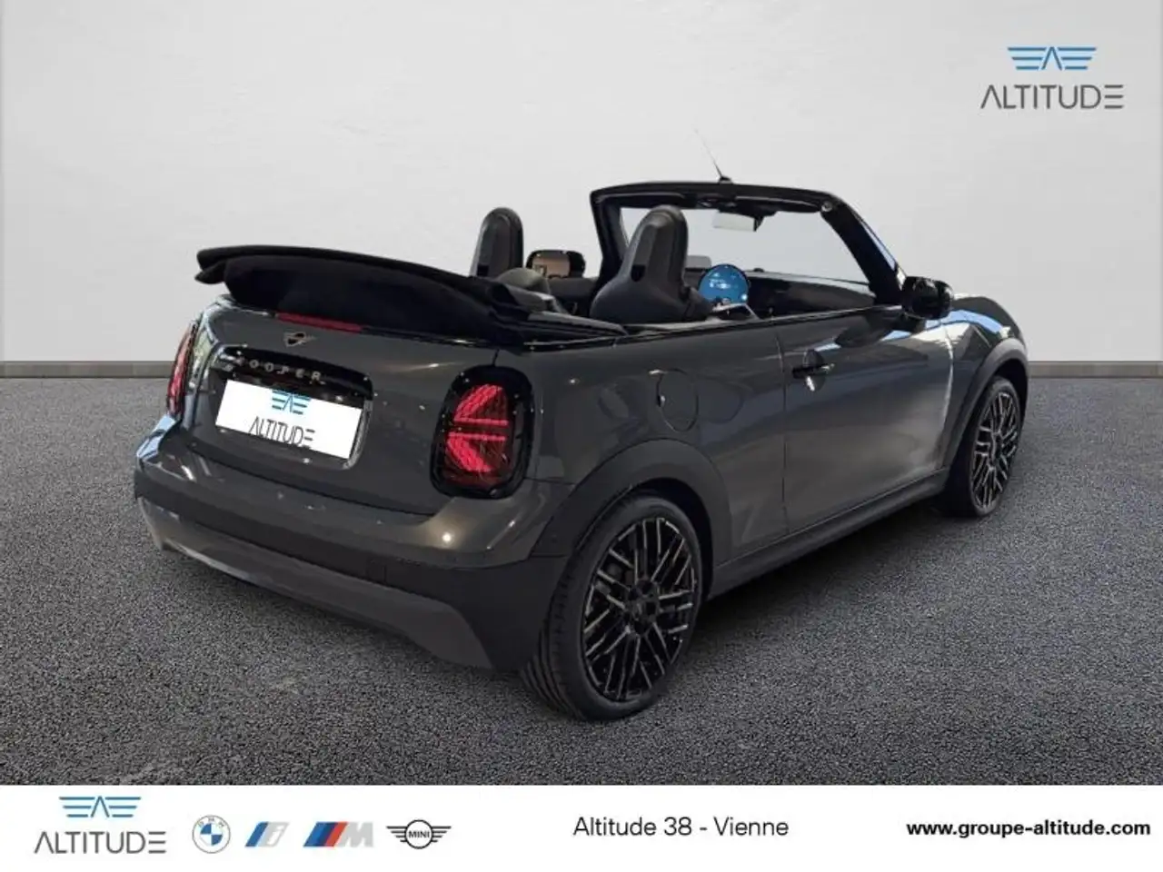 MINI Cooper Cabrio 2026 — фото 8