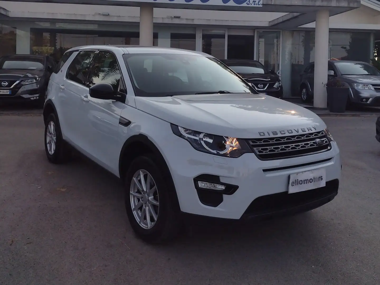 Land Rover Discovery Sport Discovery Sport I 2015 2.0 td4 HSE awd 150cv my18 Blanc - 1