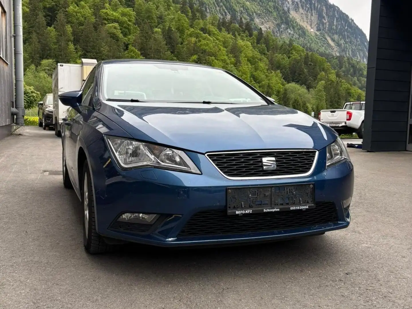SEAT Leon Style Blau - 2