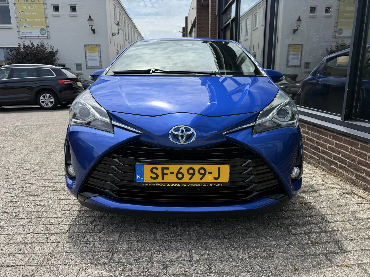 Toyota Yaris 1.5 Hybrid Design Sport Blau - 2