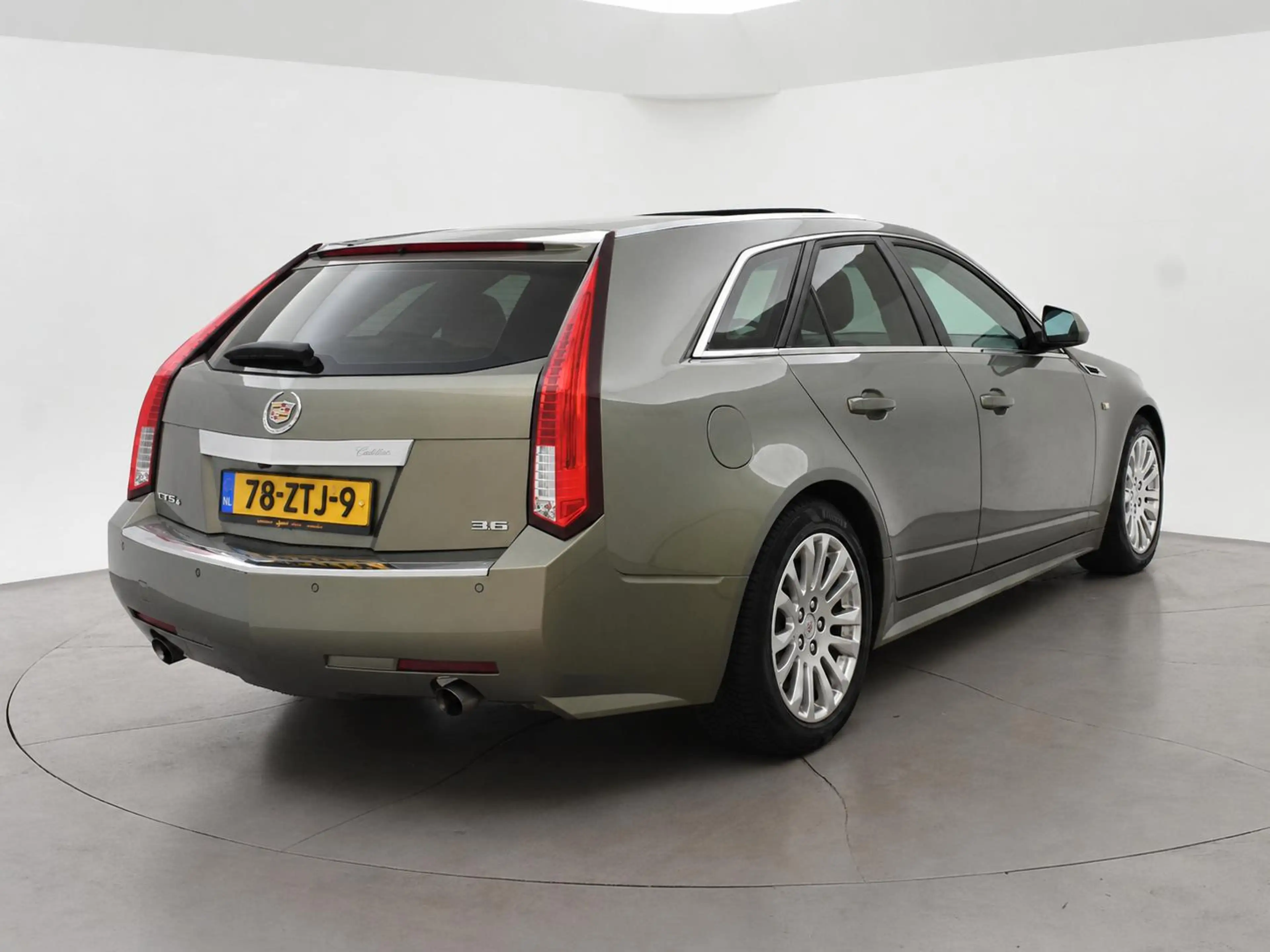 Cadillac CTS 3.6 V6 311 PK SPORT LUXURY AWD *UNIEK* + STOELVENT — photo 2
