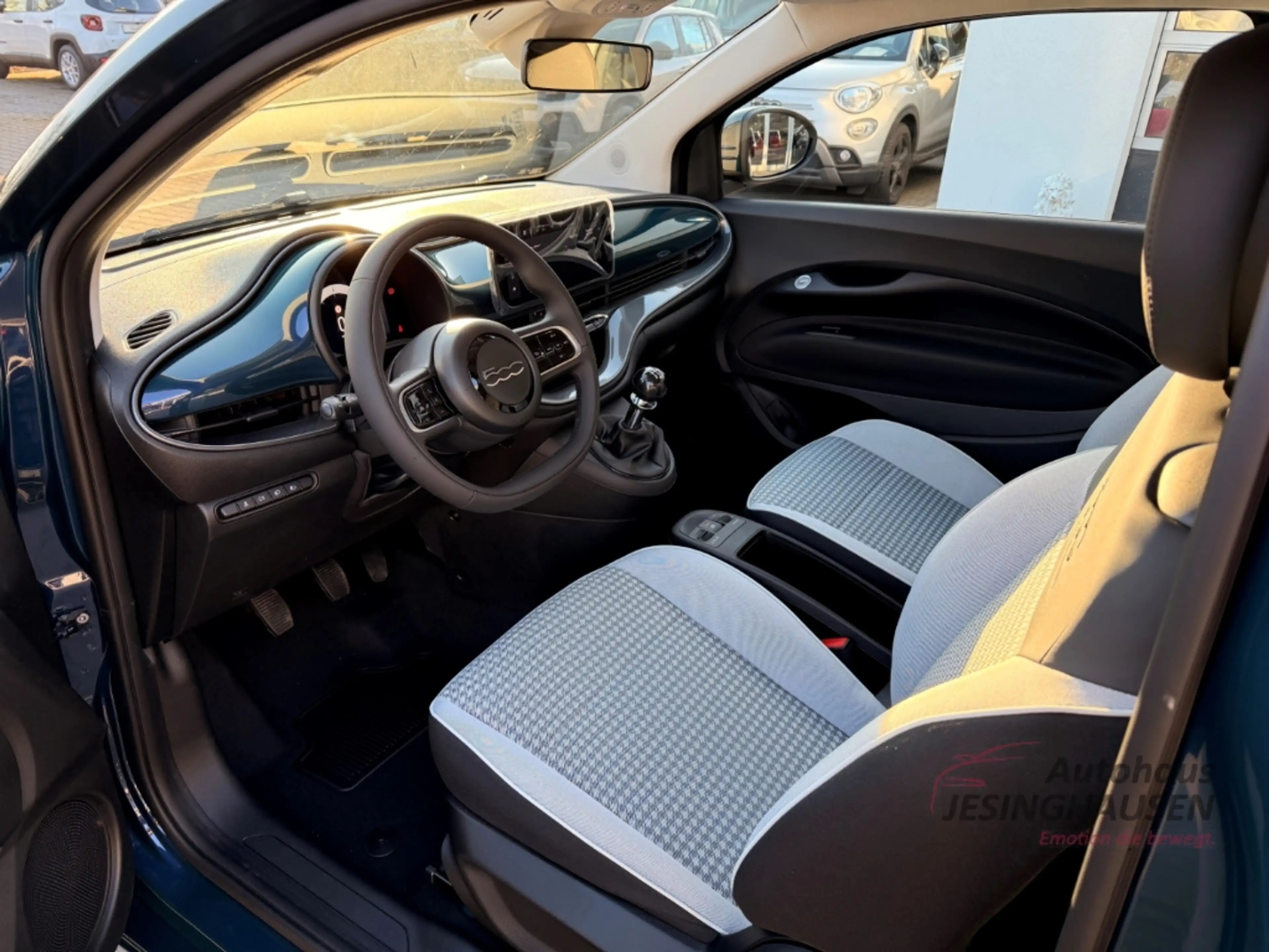 Fiat 500 Torino+PDC+Klimaaut.+Keyless+Tempomat Digitales Co — photo 8