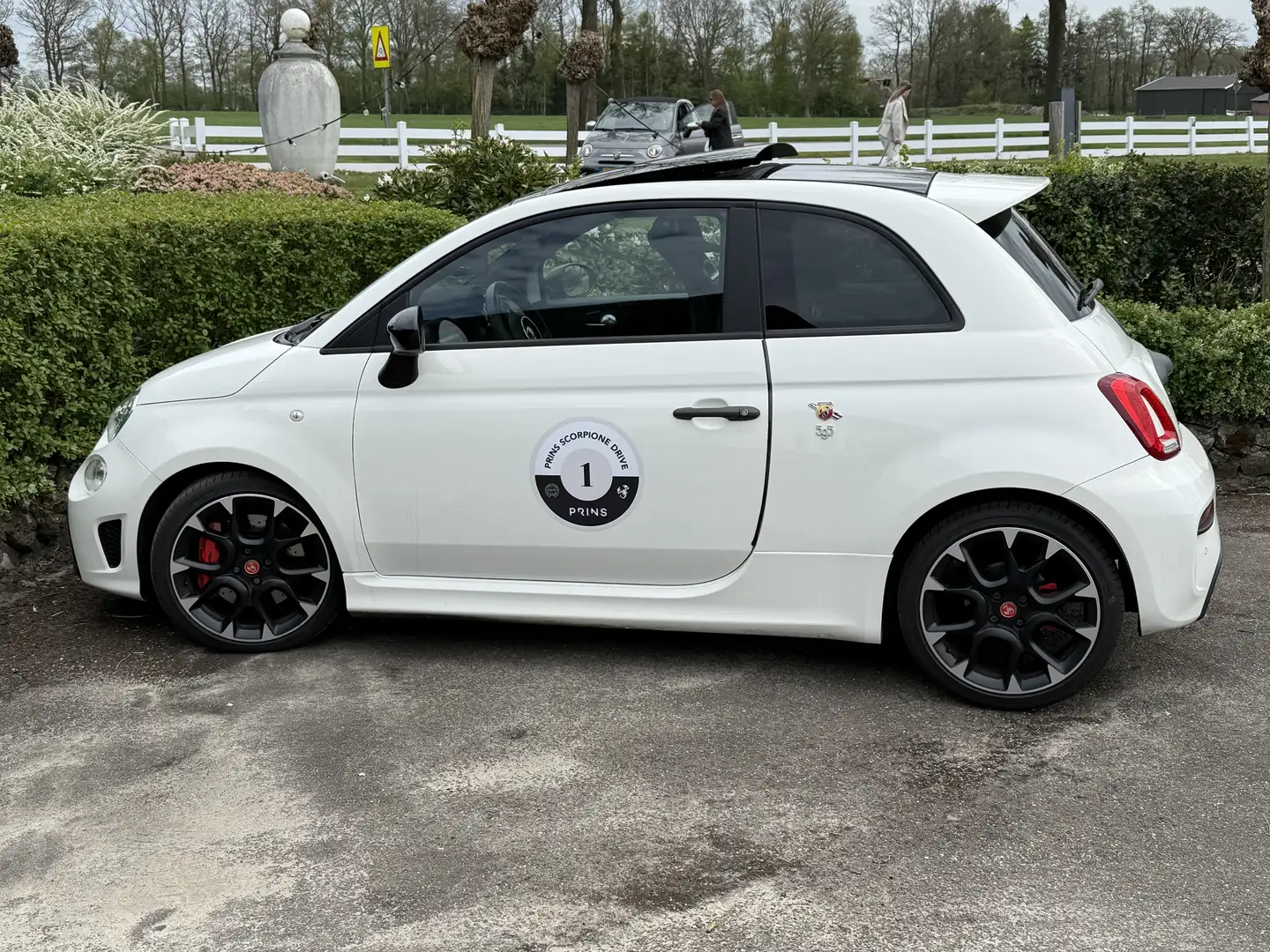 Fiat 500 Abarth 1.4 T-Jet Turbo Competizione (180 PK) Weiß - 1