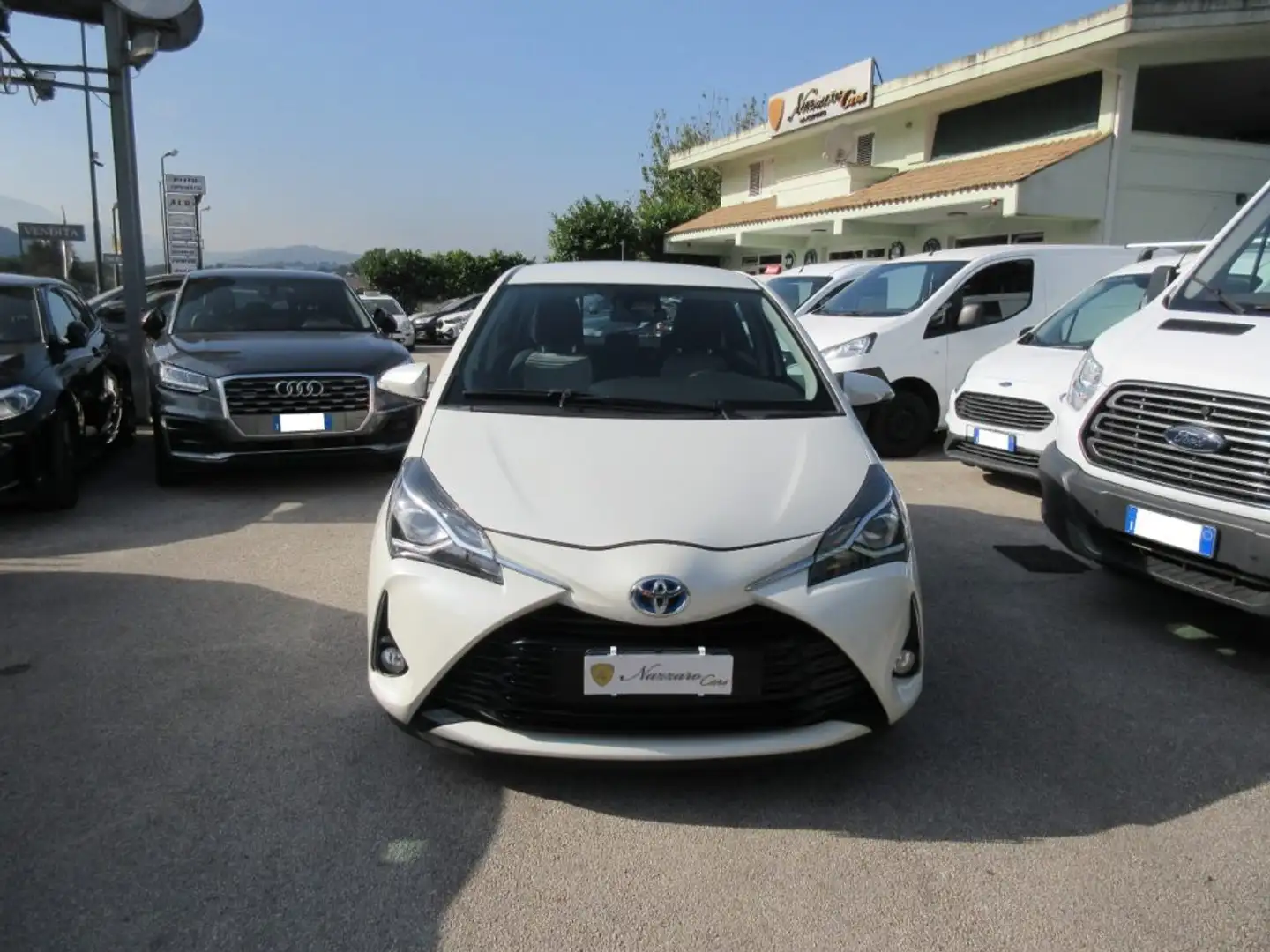 Toyota Yaris 1.5 Hybrid 5 porte Business NAVIGA Blanc - 2