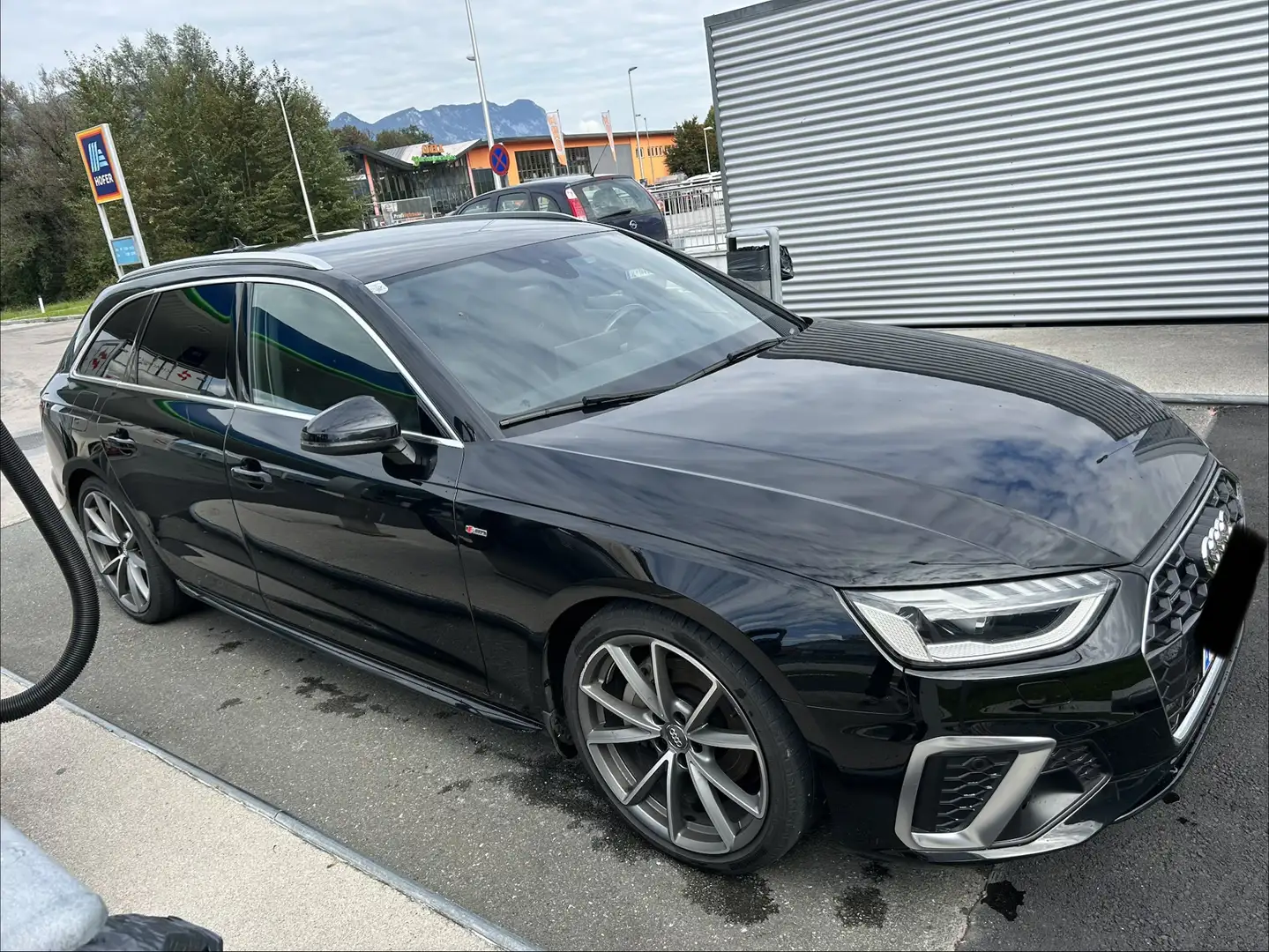 Audi A4 Avant 40 TDI quattro S-line S-tronic - 1