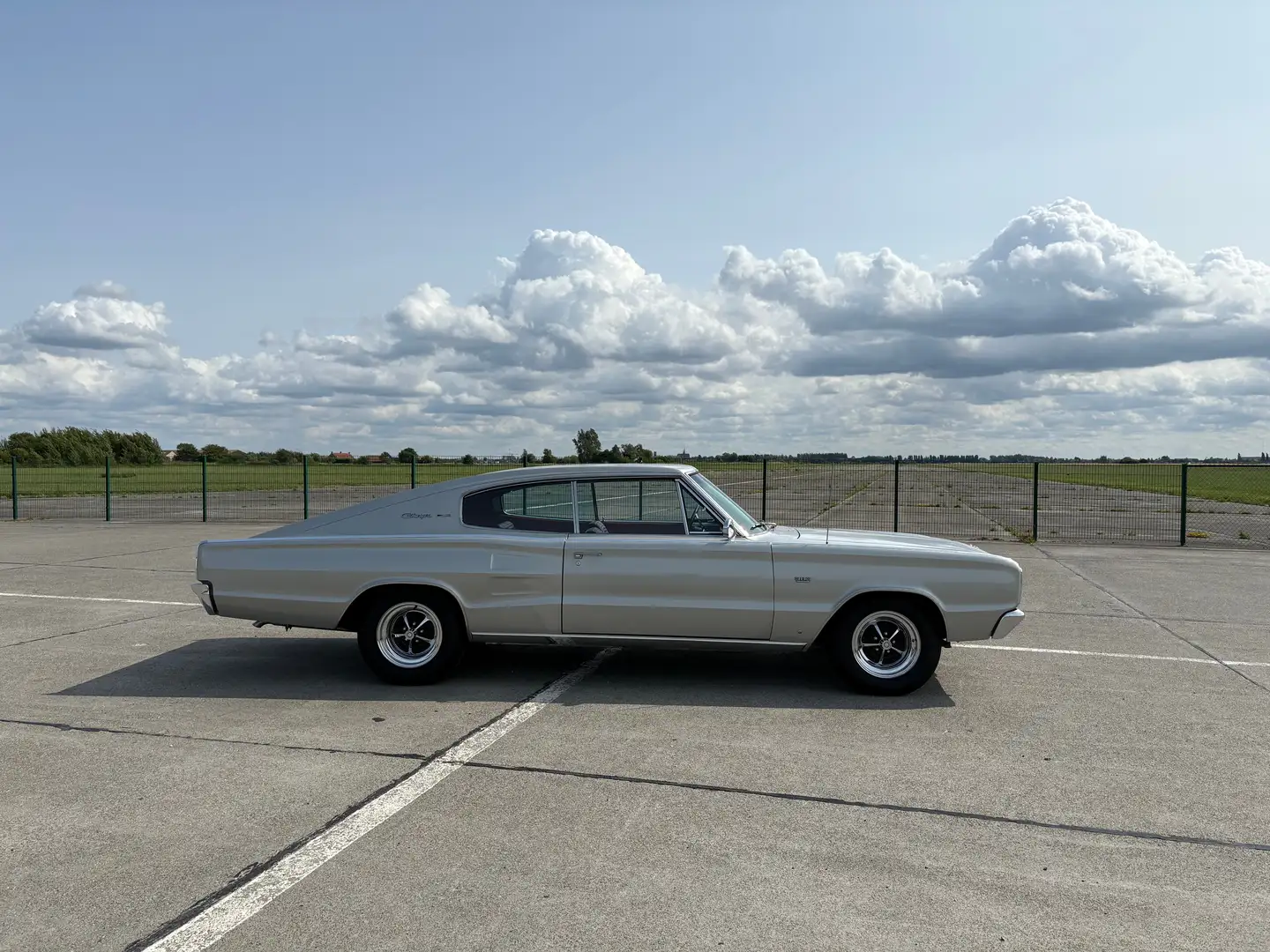 Dodge Charger Zilver - 2
