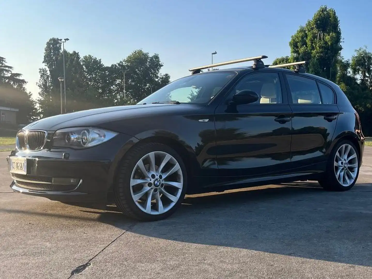 BMW 120 Serie 1 - 5 porte Futura Nero - 2
