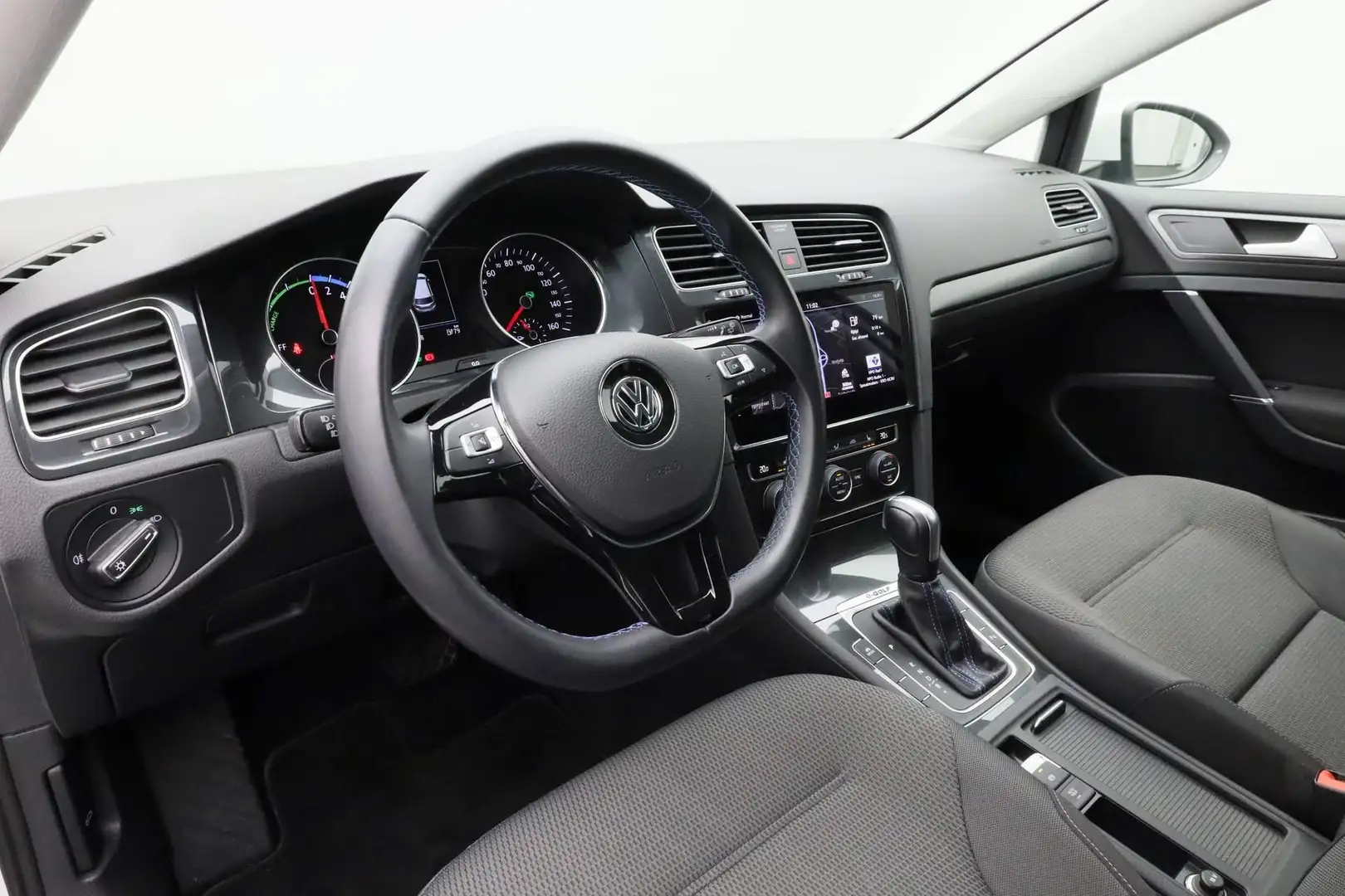 Volkswagen e-Golf 136PK E-DITION | Parkeersensoren voor/achter | Nav Wit - 2