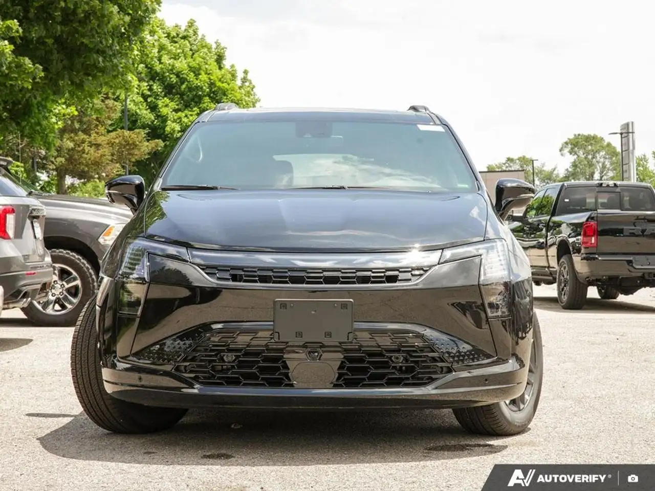 Chrysler Pacifica снимка Chrysler Pacifica