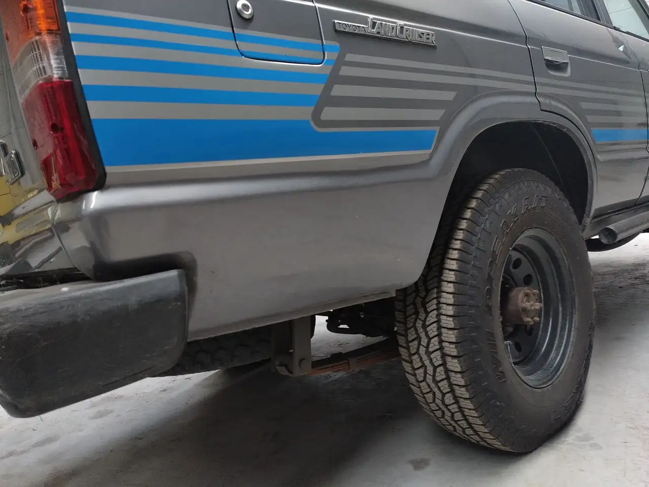 Toyota Land Cruiser HJ 61, foto 4