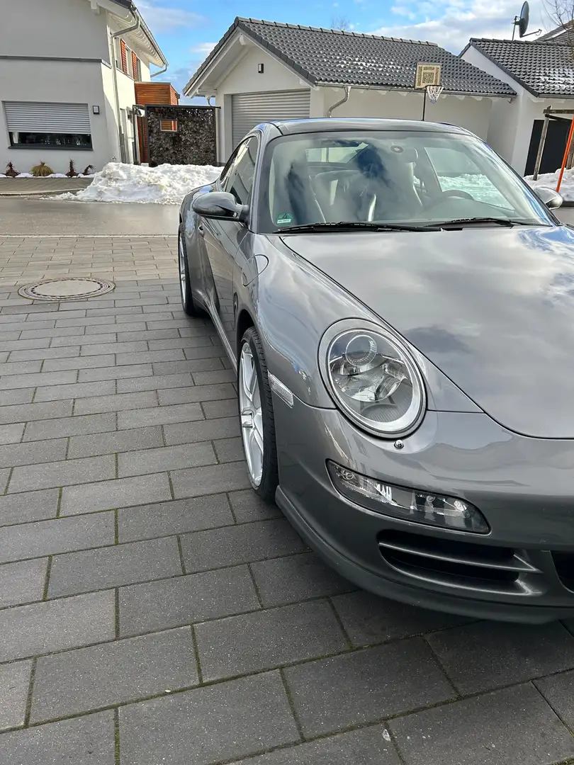 Porsche 997 Targa 4  Motor revidiert 2022 Grau - 2