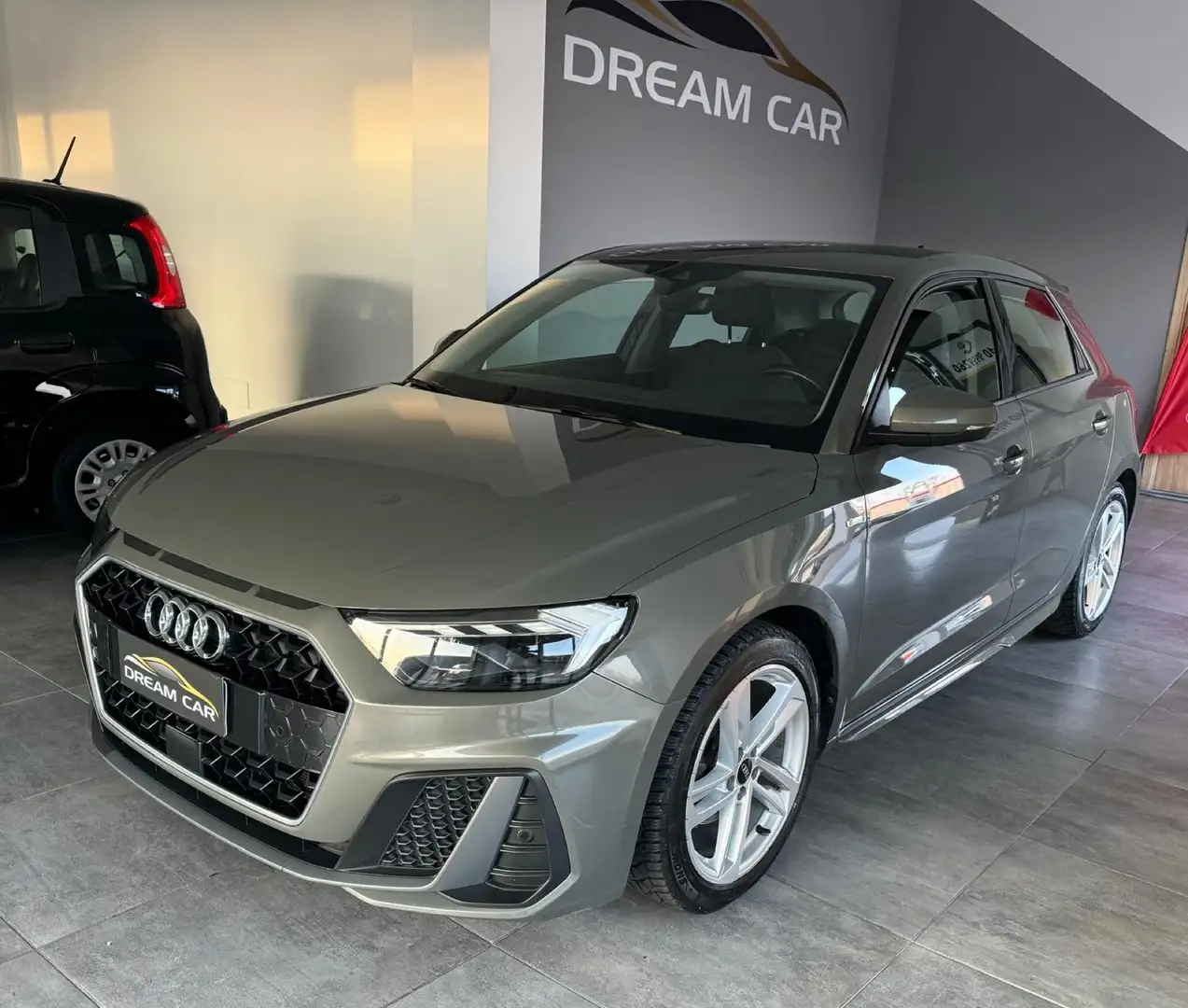 Audi A1 A1 Sb 30 1.0 tfsi S Line 116cv s-tronic NEOPATENT Gris - 1