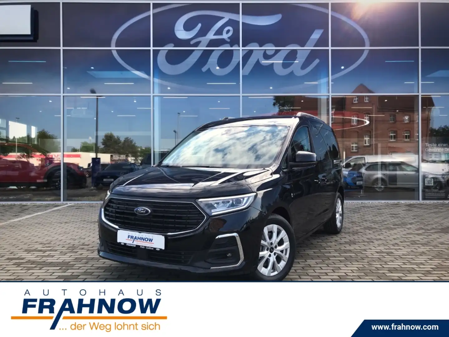 Ford Tourneo Connect 2.0 EcoBlue Titanium LED ACC SHZ PDC Schwarz - 1