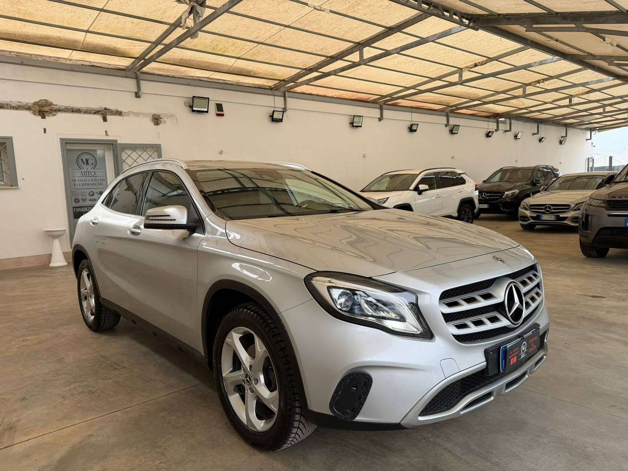Mercedes-Benz GLA 180 GLA-180 Restyling d Sport auto