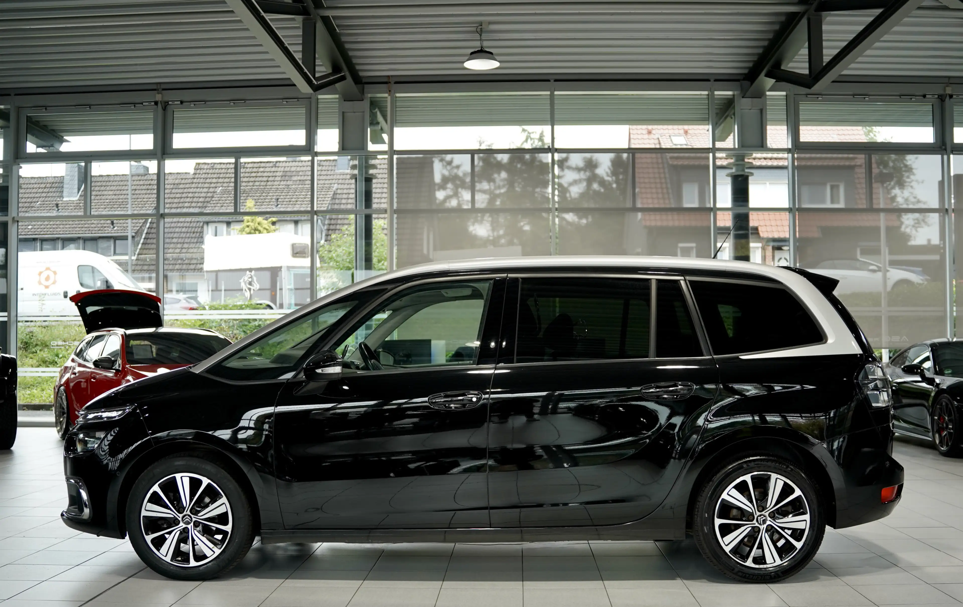 Citroen Grand C4 Picasso Shine 2H *Pano*7-Si — photo 10