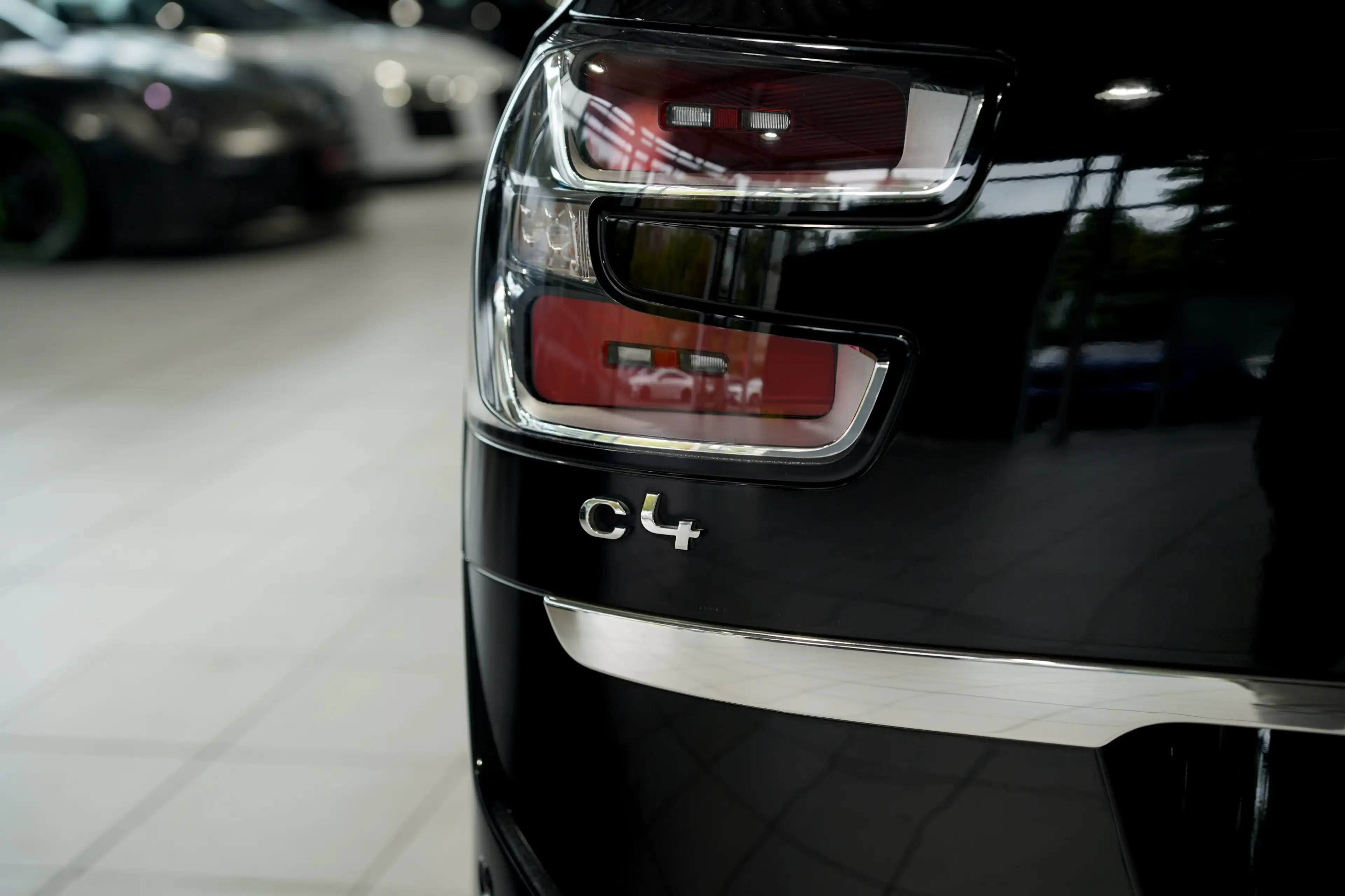 Citroen Grand C4 Picasso Shine 2H *Pano*7-Si — photo 12