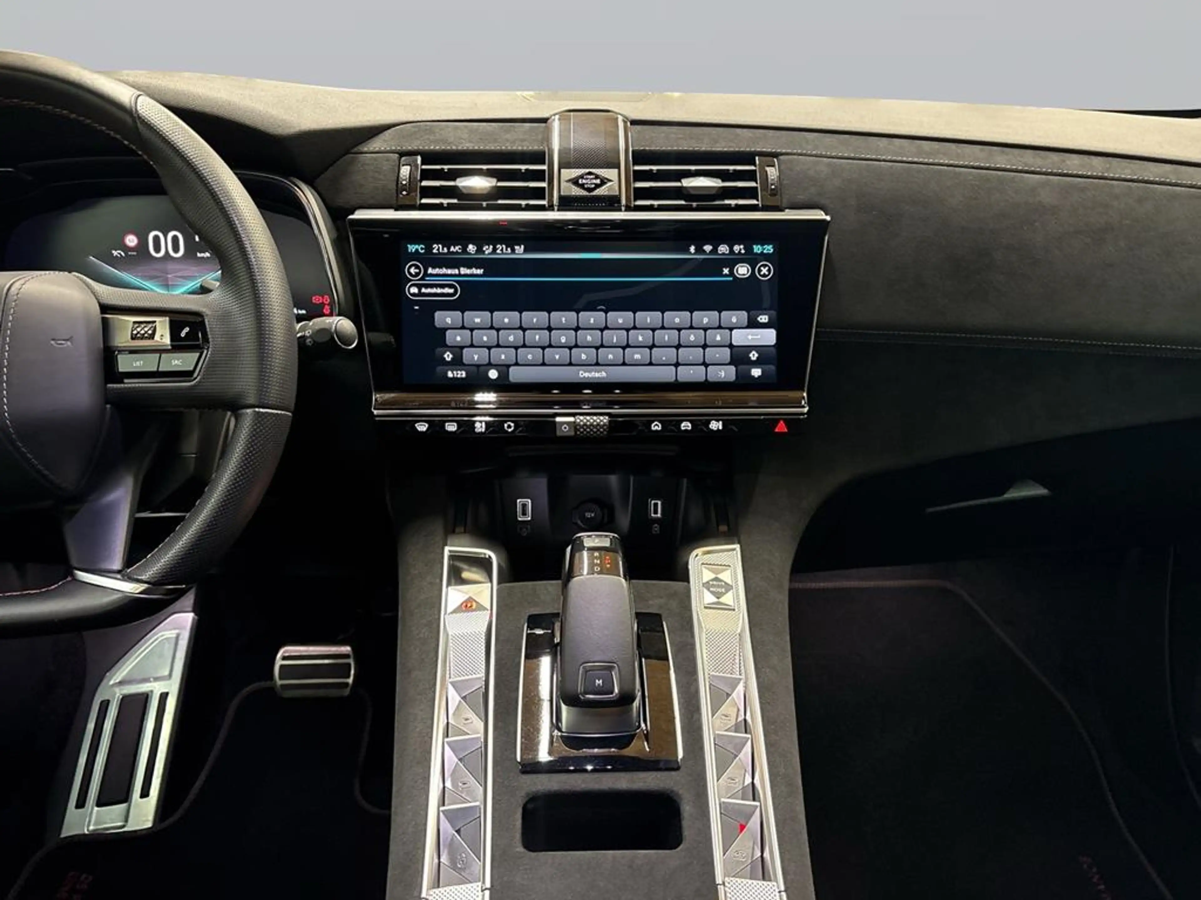 DS Automobiles DS 7 DS 7 PERFORMANCE LINE + BlueHDI 130 — photo 12