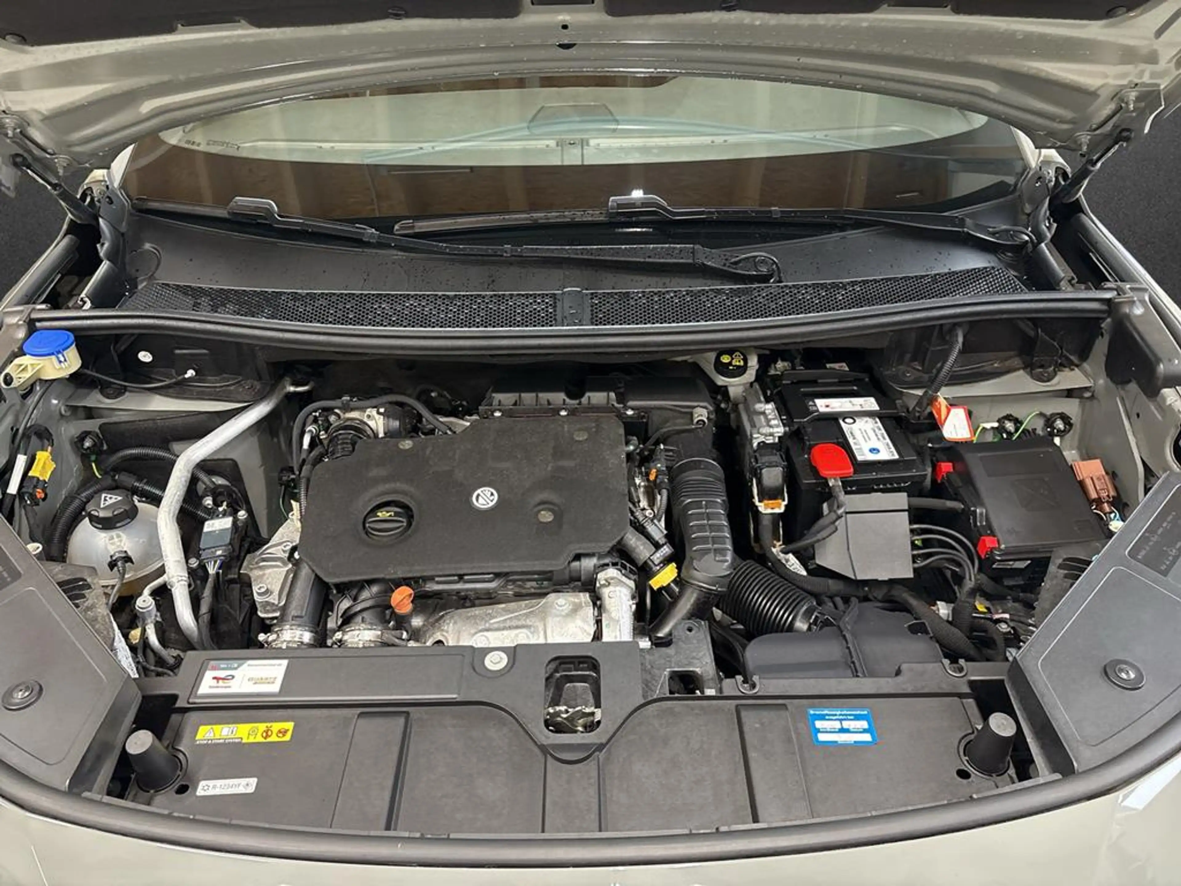DS Automobiles DS 7 DS 7 PERFORMANCE LINE + BlueHDI 130 — photo 5