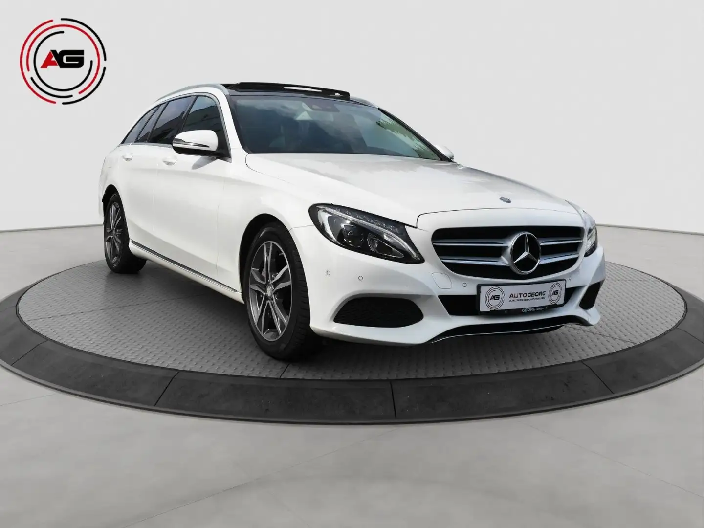 Mercedes-Benz C 250 T Avantgarde LED NAVI PANORAMA SHZ PDC AMBI bijela - 2