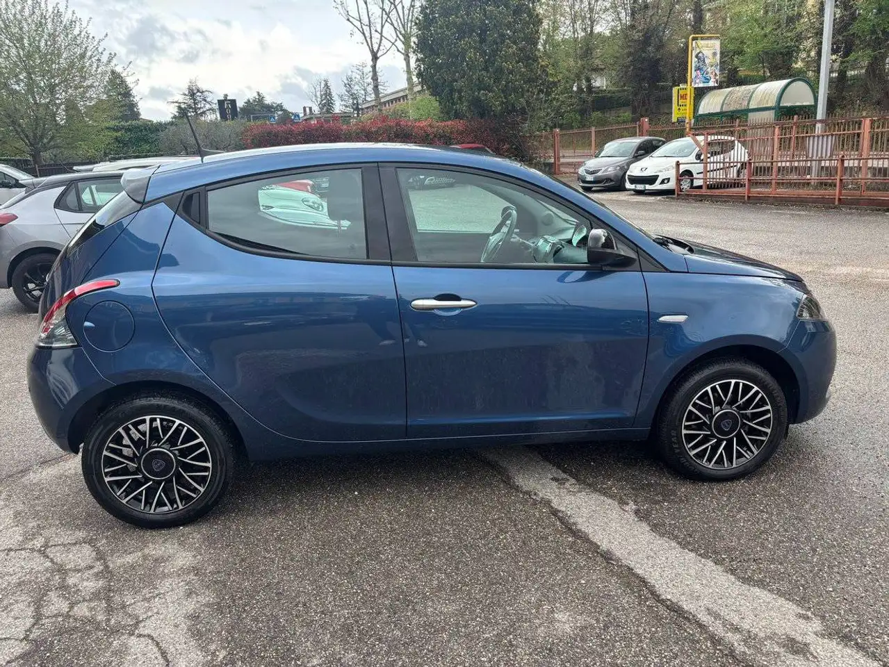 Lancia Ypsilon 2024 — фото 7