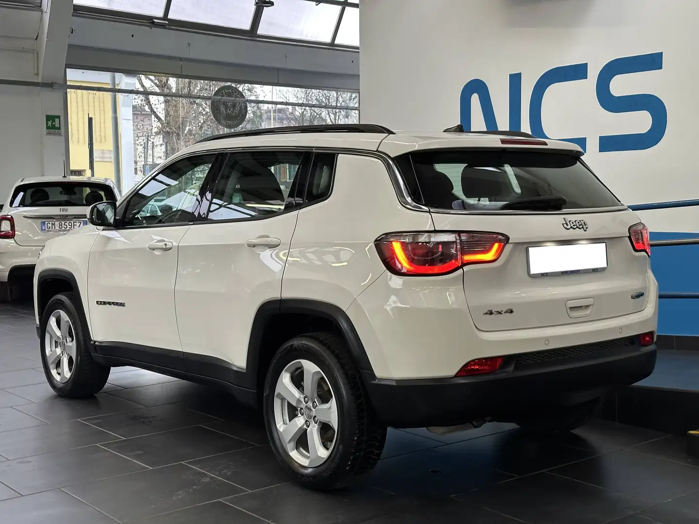 Jeep Compass 2.0 mjt Longitude 4WD AUTO "18.900 senza vincoli" Bianco - 2
