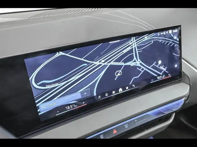 BMW X3 view 13