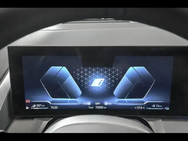 BMW X3 view 9