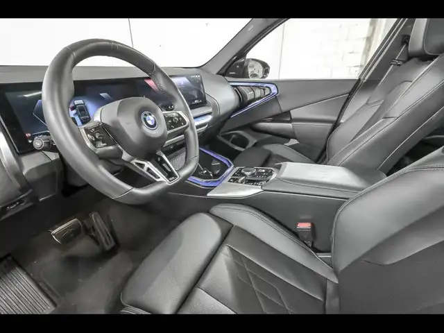BMW X3 view 5