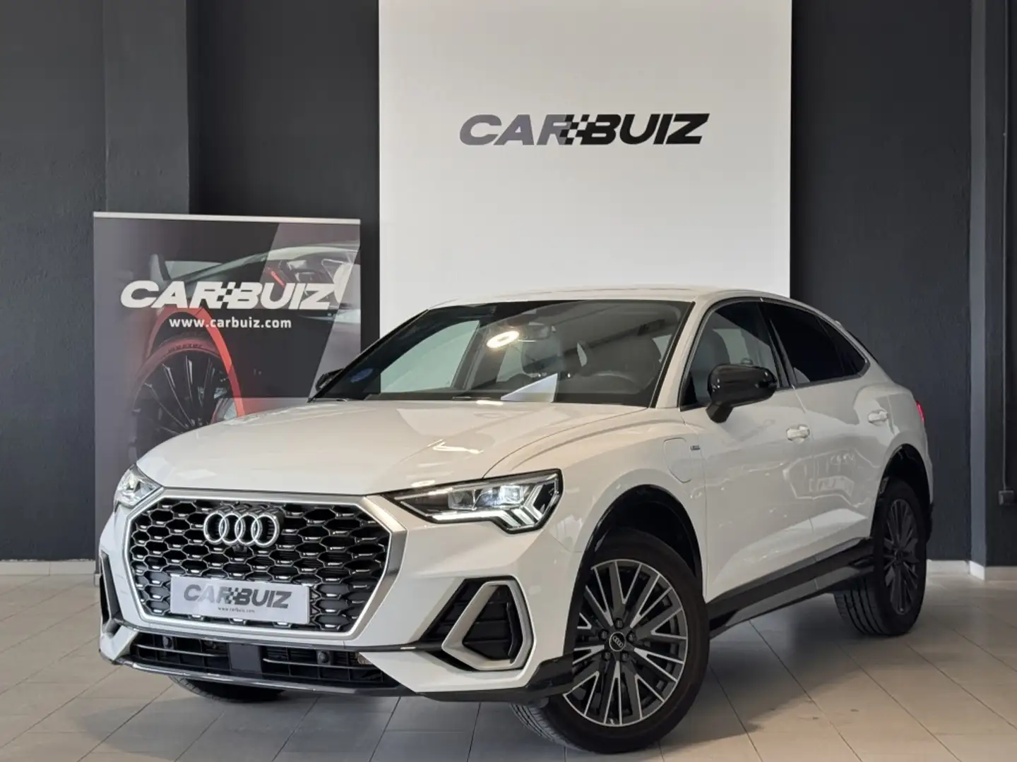 Audi Q3 Sportback 45 TFSIe S line S-tronic Blanco - 1
