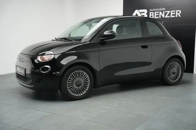 Fiat 500 view 6