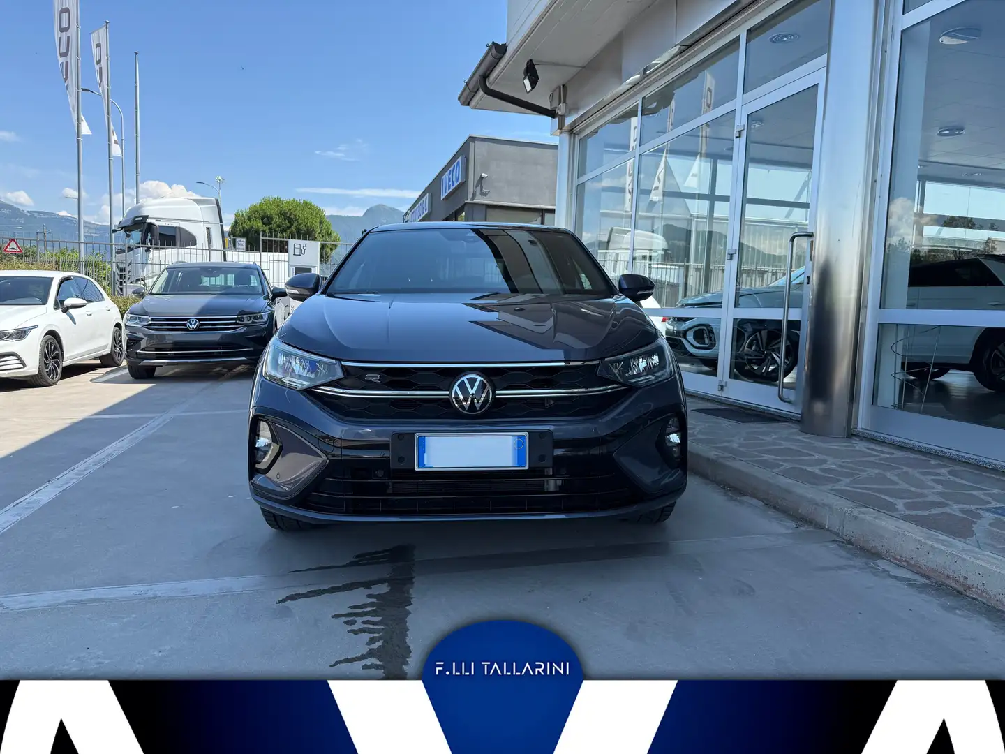 Volkswagen Taigo Taigo 1.5 tsi R-Line 150cv dsg Grigio - 2