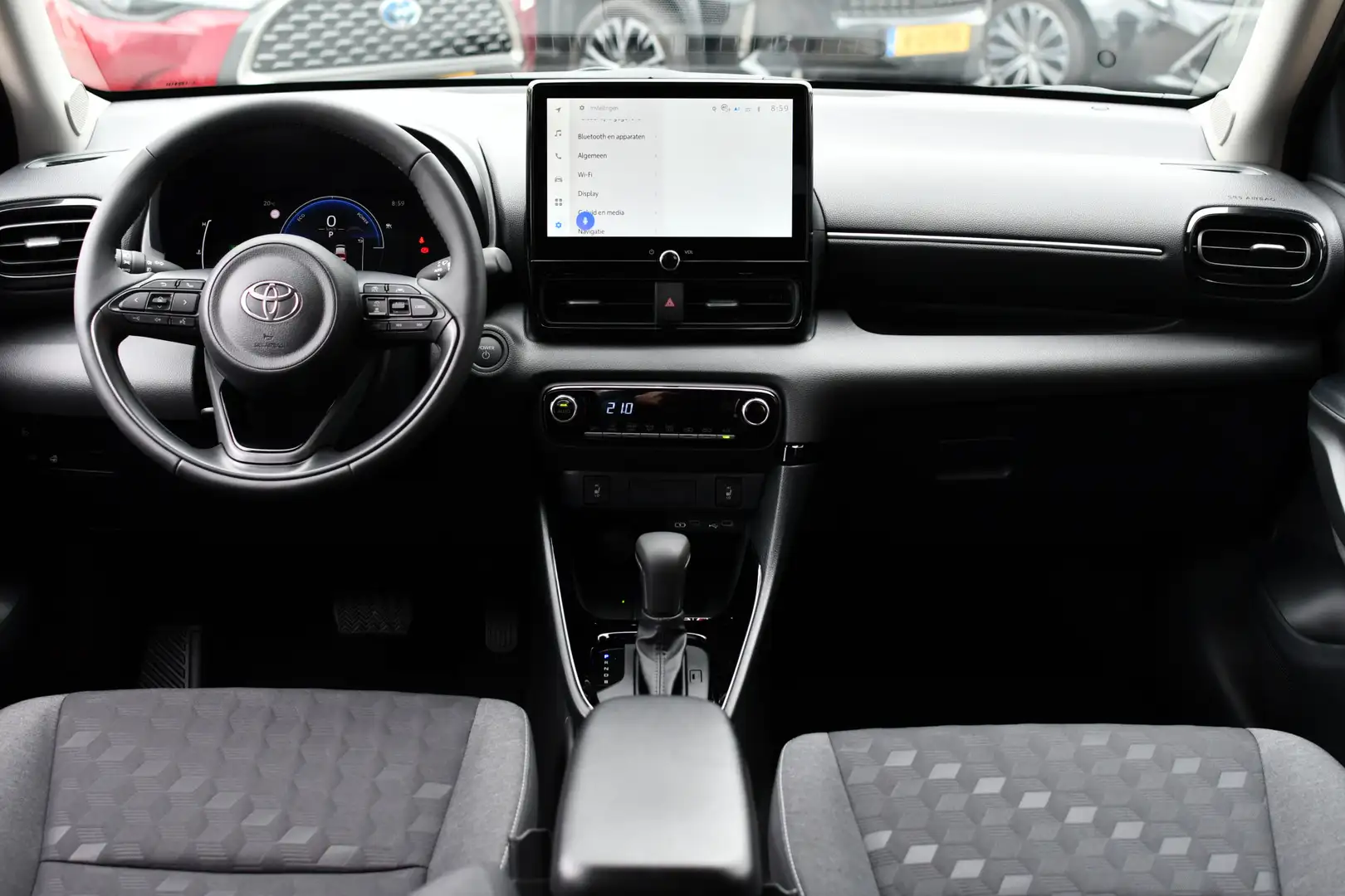 Toyota Yaris 1.5 Hybrid 115 Dynamic Automaat 116pk | NIEUW | Co Grijs - 2