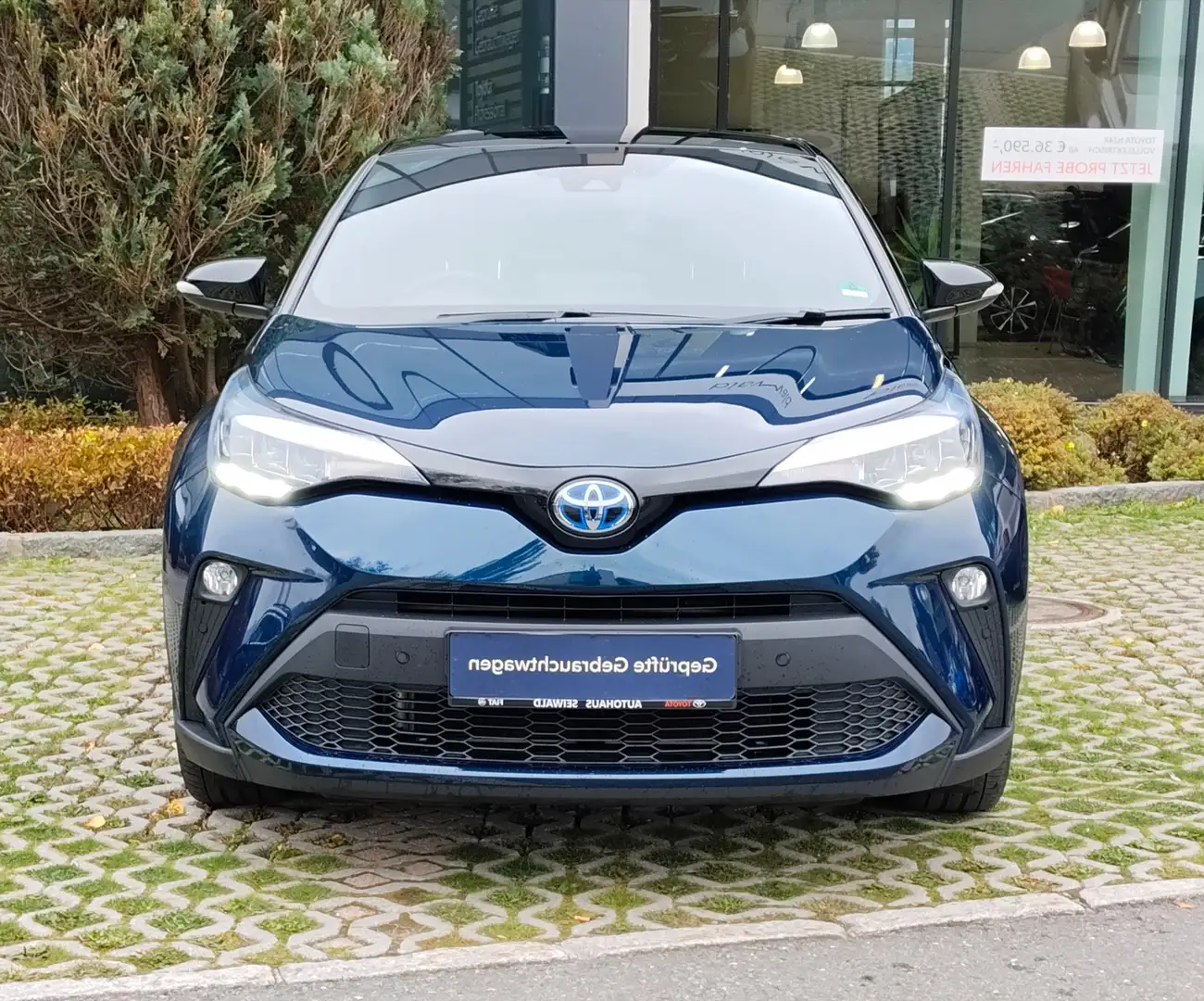 Toyota C-HR C-HR 1,8 Hybrid ACTIVE DRIVE CVT Blau - 2