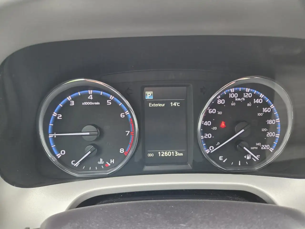 Toyota RAV 4 снимка Toyota RAV 4