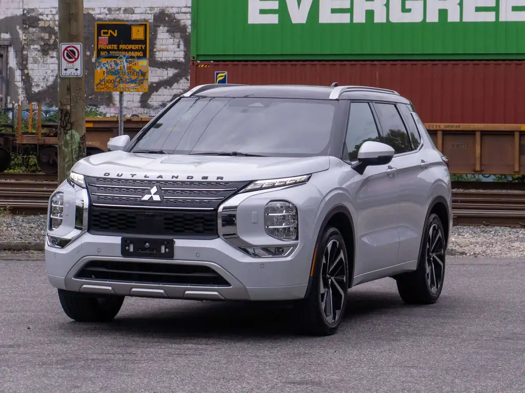 2024 Mitsubishi Outlander